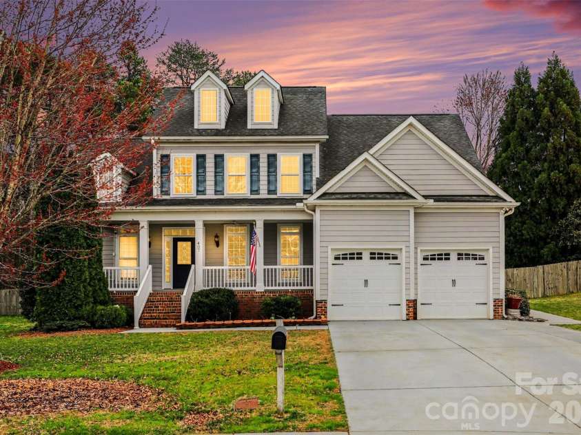 407 Oak Forest Lane, Salisbury, NC 28146.  MLS# CAR4352985, YatesRealty ID 11335. 