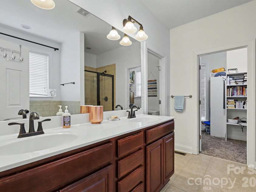 407 Oak Forest Lane, Salisbury, NC 28146.  MLS# CAR4352985, YatesRealty ID 11335. 
