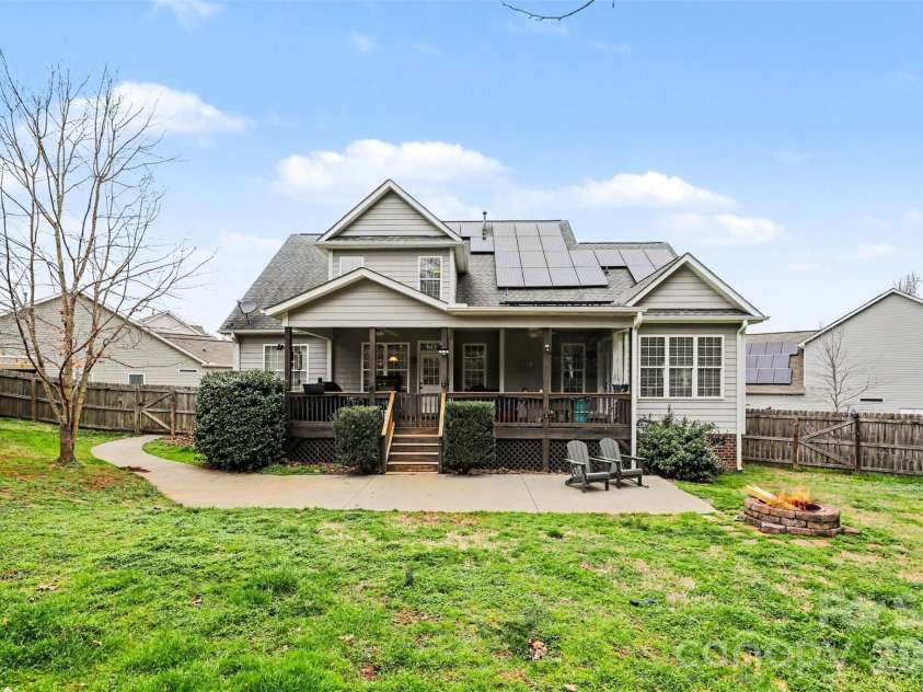 407 Oak Forest Lane, Salisbury, NC 28146.  MLS# CAR4352985, YatesRealty ID 11335. 