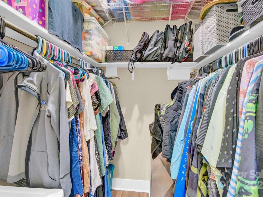 803 Walnut Street, Kannapolis, NC 28081.  MLS# CAR4251174, YatesRealty ID 11335. 