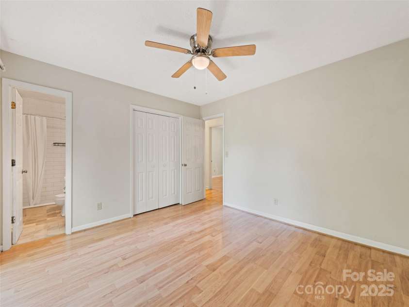 112 Charland Forest Road, Asheville, NC 28803.  MLS# CAR4173044, YatesRealty ID 11336. 