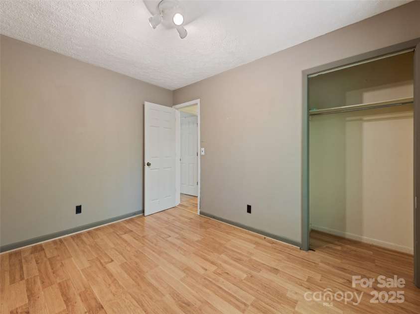 112 Charland Forest Road, Asheville, NC 28803.  MLS# CAR4173044, YatesRealty ID 11336. 