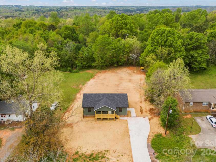 1451 Cherryville Road, Shelby, NC 28150.  MLS# CAR4242683, YatesRealty ID 11337. 