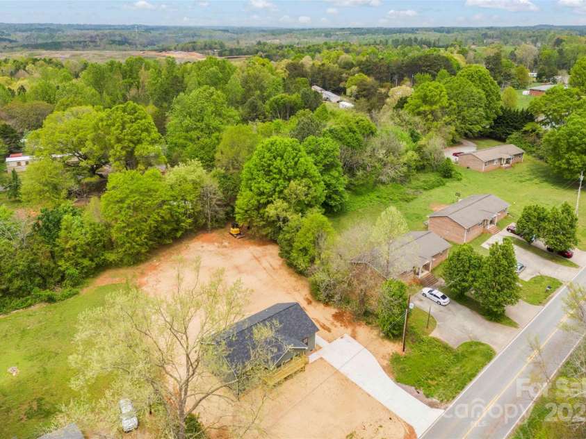 1451 Cherryville Road, Shelby, NC 28150.  MLS# CAR4242683, YatesRealty ID 11337. 