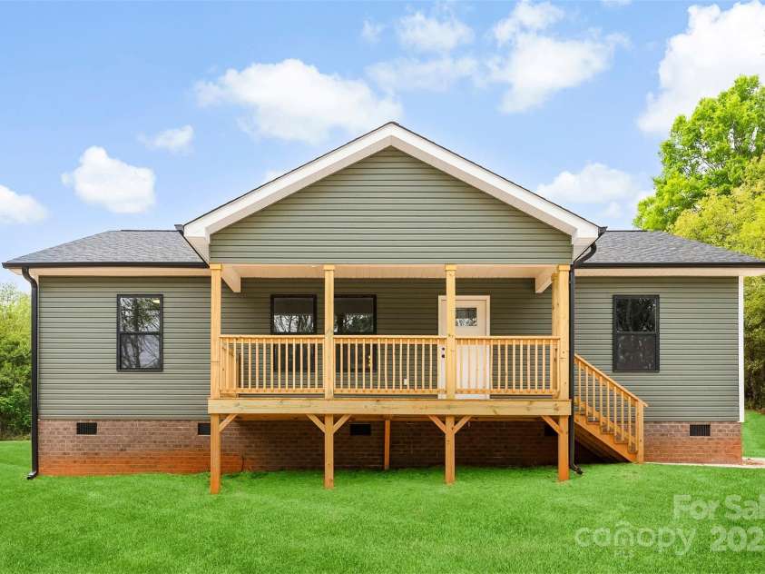 1451 Cherryville Road, Shelby, NC 28150.  MLS# CAR4242683, YatesRealty ID 11337. 