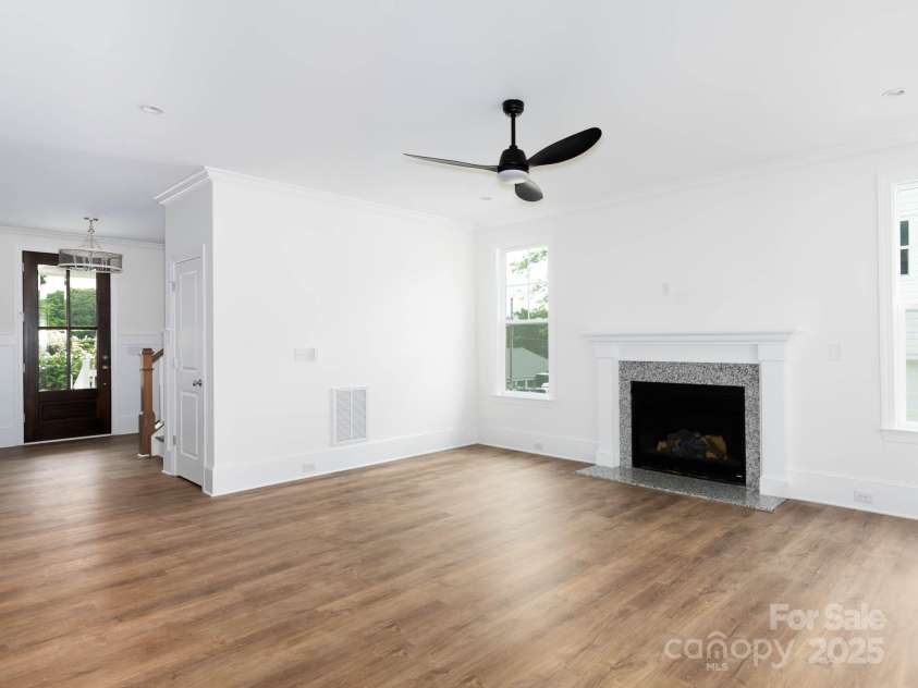 4251 Candlewood Drive, Sherrills Ford, NC 28673.  MLS# CAR4214764, YatesRealty ID 11338. 