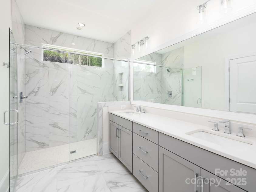 4251 Candlewood Drive, Sherrills Ford, NC 28673.  MLS# CAR4214764, YatesRealty ID 11338. 