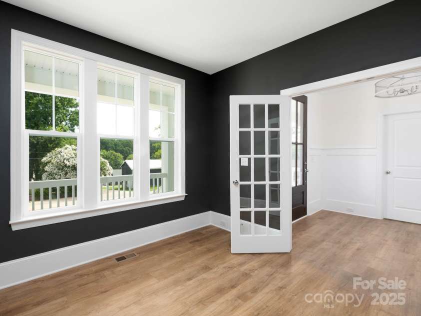 4251 Candlewood Drive, Sherrills Ford, NC 28673.  MLS# CAR4214764, YatesRealty ID 11338. 