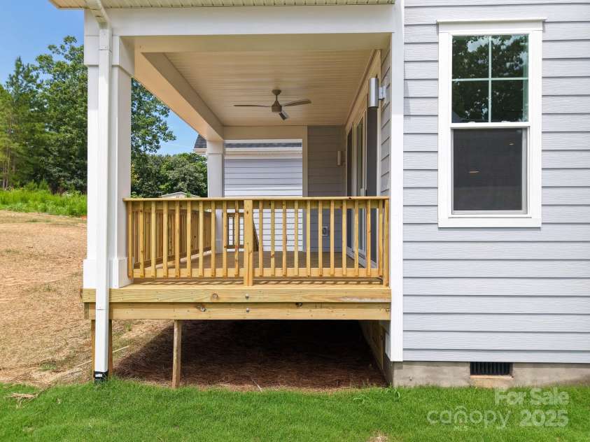 4251 Candlewood Drive, Sherrills Ford, NC 28673.  MLS# CAR4214764, YatesRealty ID 11338. 