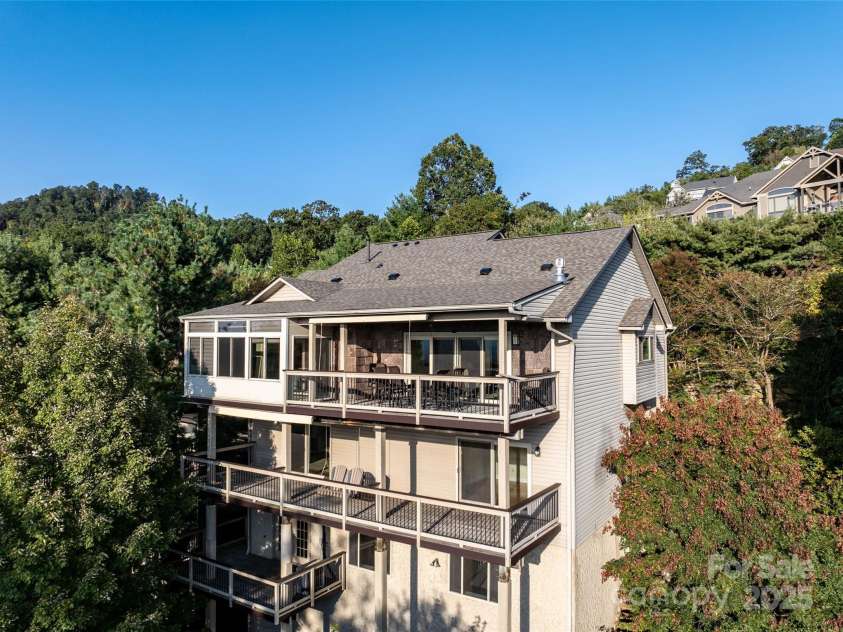 86 Distant View Drive, Asheville, NC 28803.  MLS# CAR4299899, YatesRealty ID 11339. Evening shot of the front of the house. 