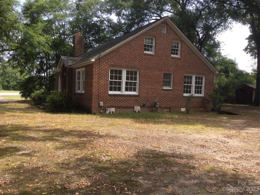 510 & 516 & 520 N Matson Matson Street, Kershaw, SC 29067.  MLS# CAR4029361, YatesRealty ID 1134. 