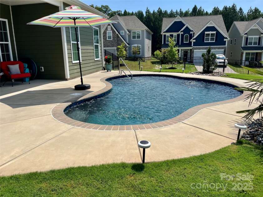 1638 Sweetmoss Loop, Denver, NC 28037.  MLS# CAR4235445, YatesRealty ID 11340. 