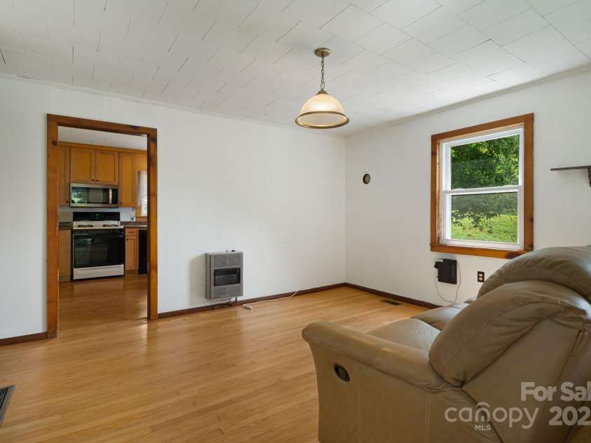 474 Smith Creek Road, Mars Hill, NC 28754.  MLS# CAR4293707, YatesRealty ID 11340. Well Maintained 2 BR 1 BA