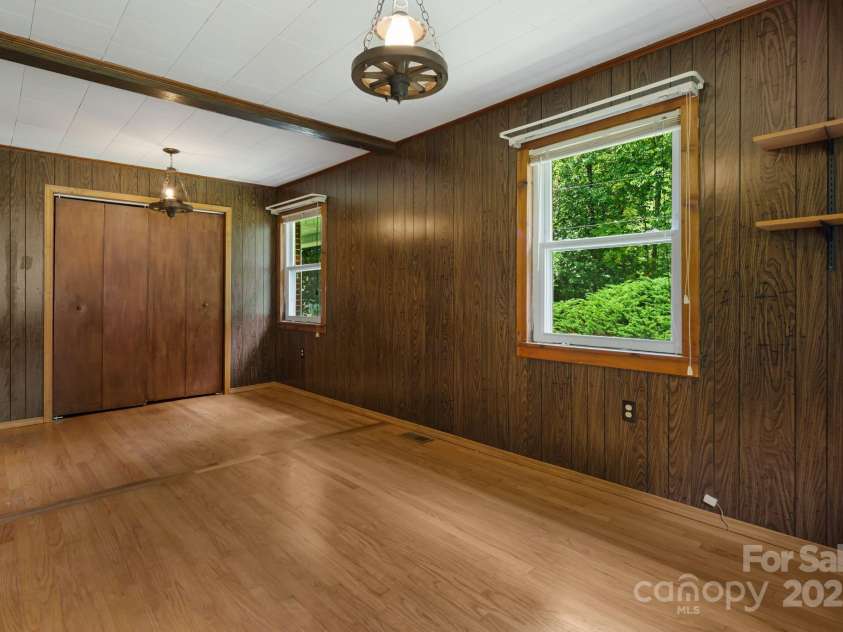 474 Smith Creek Road, Mars Hill, NC 28754.  MLS# CAR4293707, YatesRealty ID 11340. Well Maintained 2 BR 1 BA