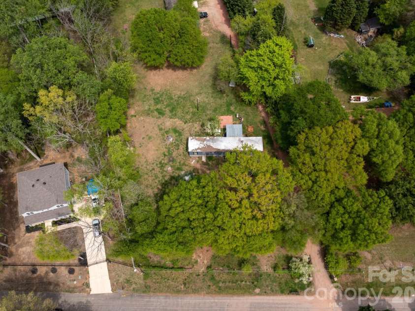 11131 Johnson Davis Road, Huntersville, NC 28078.  MLS# CAR4367085, YatesRealty ID 11341. 
