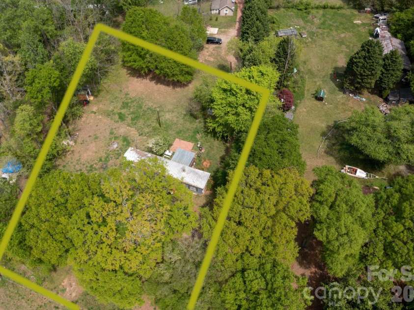 11131 Johnson Davis Road, Huntersville, NC 28078.  MLS# CAR4367085, YatesRealty ID 11341. 