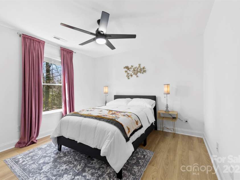 4114 Rutgers Avenue, Charlotte, NC 28206.  MLS# CAR4233016, YatesRealty ID 11341. 