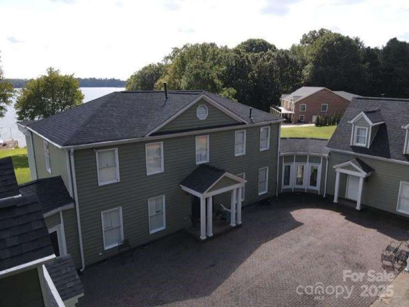 2111 Windermere Lane, Shelby, NC 28150.  MLS# CAR4193162, YatesRealty ID 11342. 