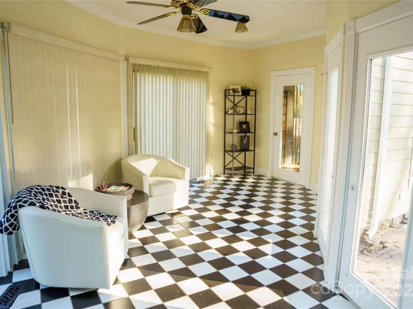 2111 Windermere Lane, Shelby, NC 28150.  MLS# CAR4193162, YatesRealty ID 11342. 