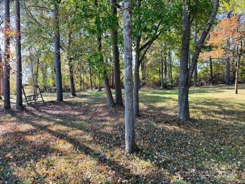 2111 Windermere Lane, Shelby, NC 28150.  MLS# CAR4193162, YatesRealty ID 11342. 