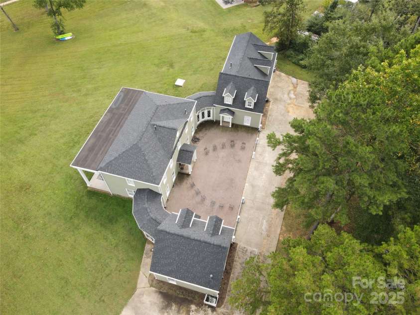 2111 Windermere Lane, Shelby, NC 28150.  MLS# CAR4193162, YatesRealty ID 11342. 