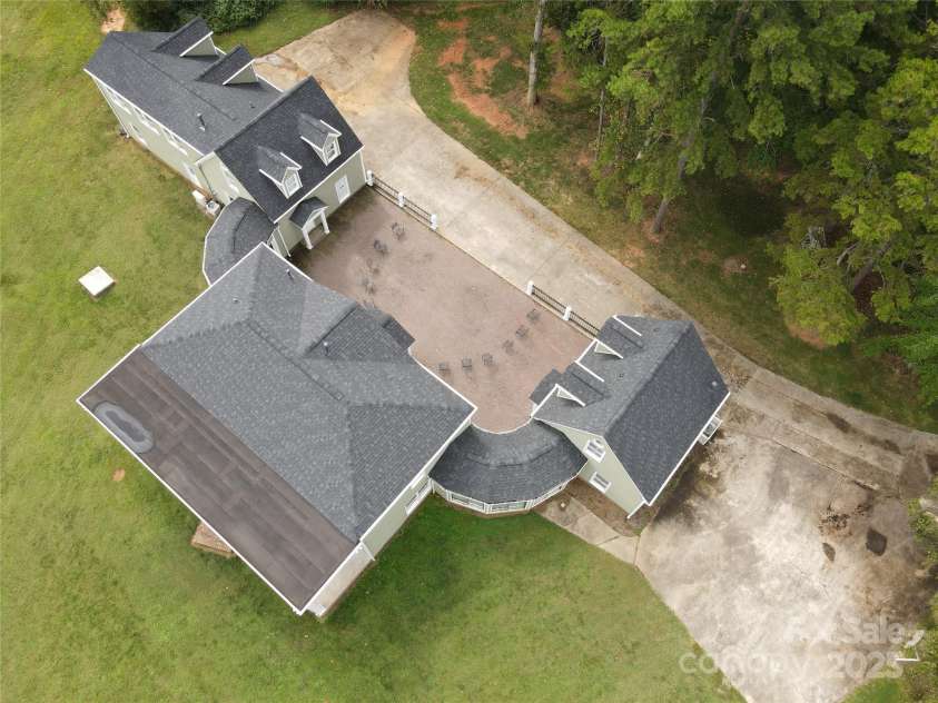 2111 Windermere Lane, Shelby, NC 28150.  MLS# CAR4193162, YatesRealty ID 11342. 