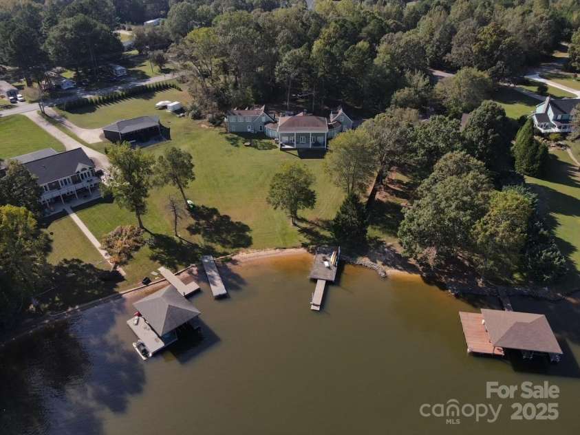2111 Windermere Lane, Shelby, NC 28150.  MLS# CAR4193162, YatesRealty ID 11342. 
