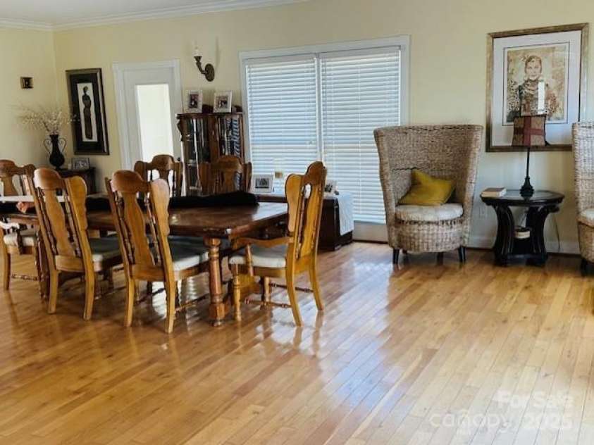 2111 Windermere Lane, Shelby, NC 28150.  MLS# CAR4193162, YatesRealty ID 11342. 