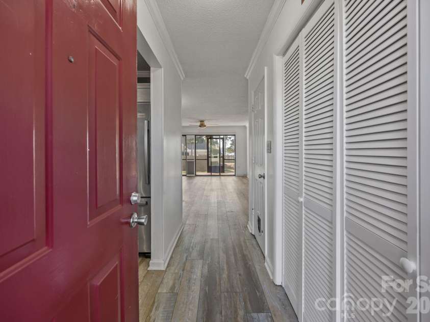 7602 Woods Lane, Cornelius, NC 28031.  MLS# CAR4345372, YatesRealty ID 11343. 