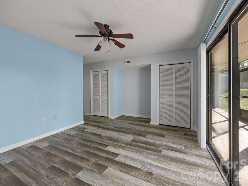 7602 Woods Lane, Cornelius, NC 28031.  MLS# CAR4345372, YatesRealty ID 11343. 