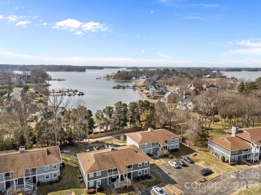7602 Woods Lane, Cornelius, NC 28031.  MLS# CAR4345372, YatesRealty ID 11343. 