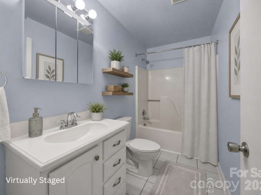 7602 Woods Lane, Cornelius, NC 28031.  MLS# CAR4345372, YatesRealty ID 11343. 