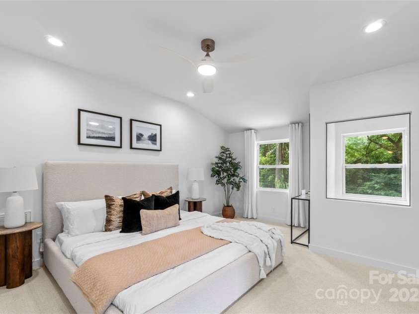 1314 Ordermore Avenue, Charlotte, NC 28203.  MLS# CAR4276933, YatesRealty ID 11345. 