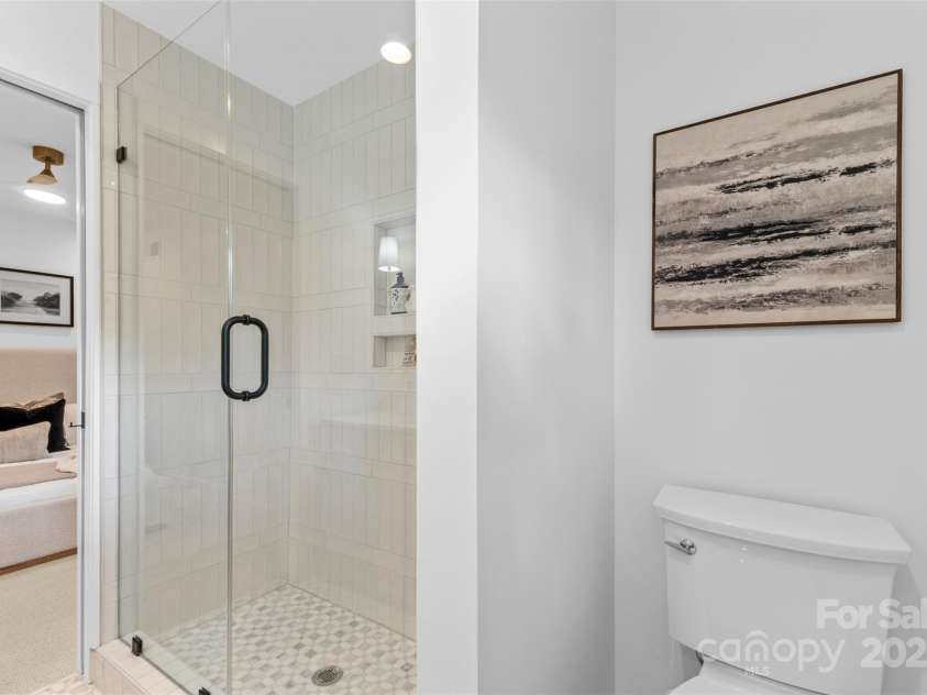 1314 Ordermore Avenue, Charlotte, NC 28203.  MLS# CAR4276933, YatesRealty ID 11345. 