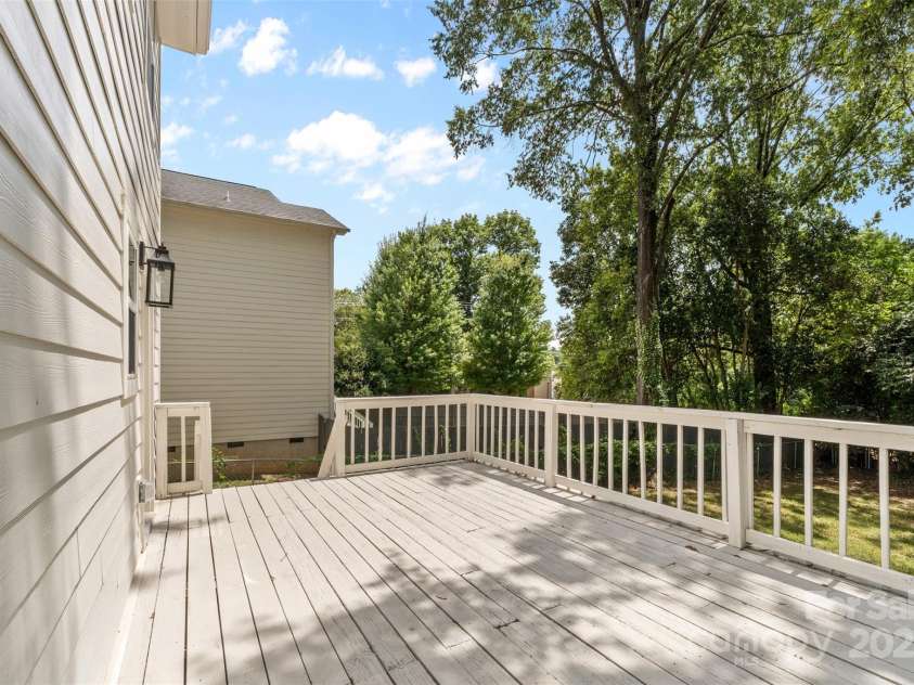 1314 Ordermore Avenue, Charlotte, NC 28203.  MLS# CAR4276933, YatesRealty ID 11345. 