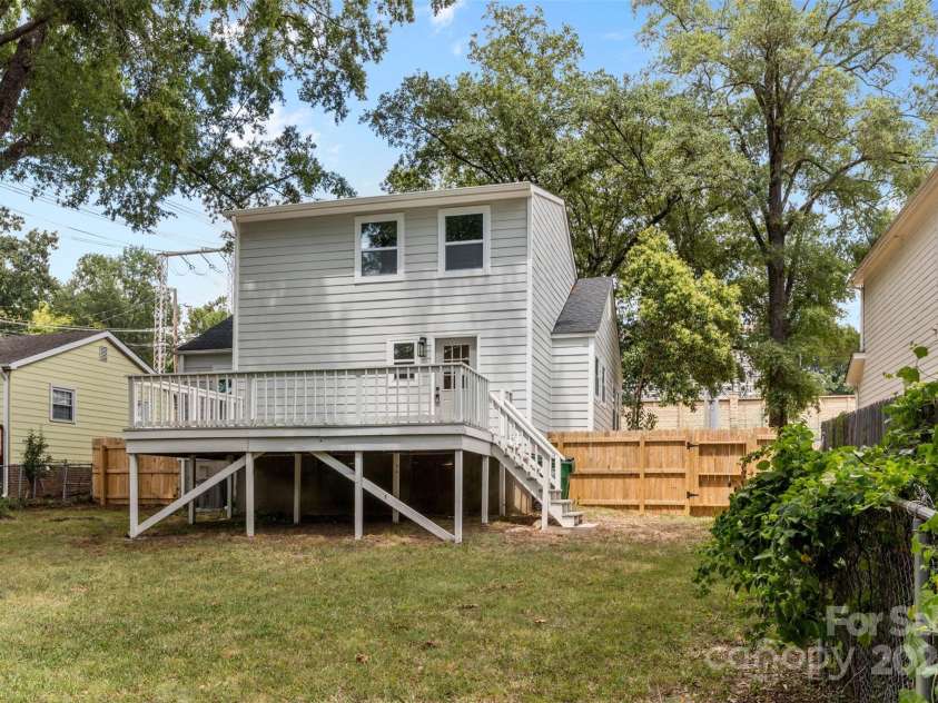 1314 Ordermore Avenue, Charlotte, NC 28203.  MLS# CAR4276933, YatesRealty ID 11345. 