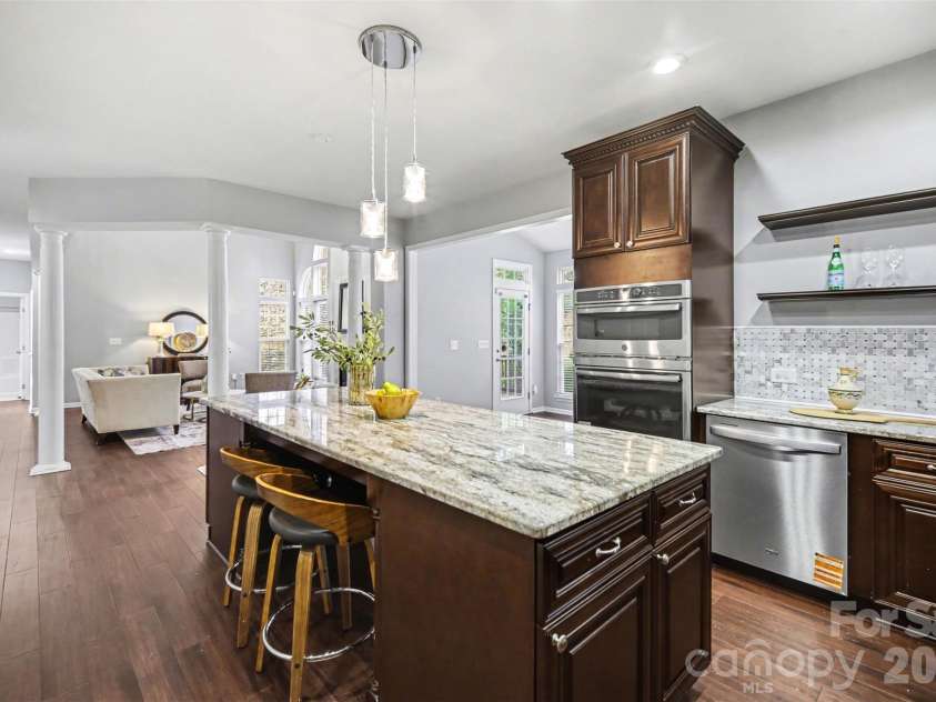 15548 Donnington Drive, Charlotte, NC 28277.  MLS# CAR4345933, YatesRealty ID 11345. 