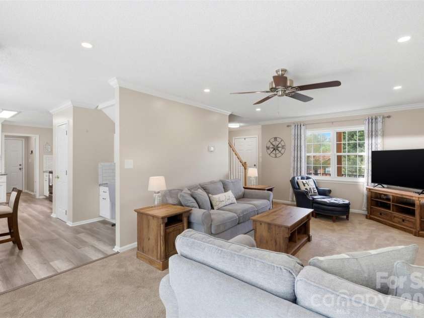140 Silver Birch Lane, Mount Holly, NC 28120.  MLS# CAR4366403, YatesRealty ID 11347. 
