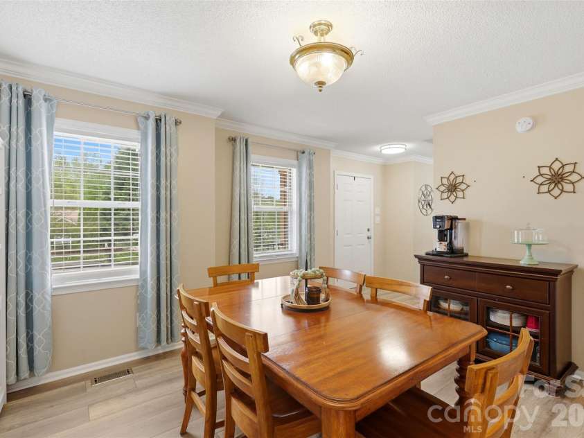 140 Silver Birch Lane, Mount Holly, NC 28120.  MLS# CAR4366403, YatesRealty ID 11347. 