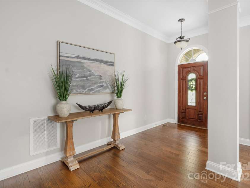 15024 Old Vermillion Drive, Huntersville, NC 28078.  MLS# CAR4267682, YatesRealty ID 11347. 