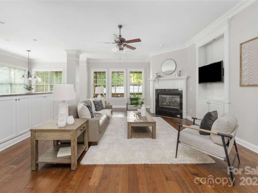 15024 Old Vermillion Drive, Huntersville, NC 28078.  MLS# CAR4267682, YatesRealty ID 11347. 