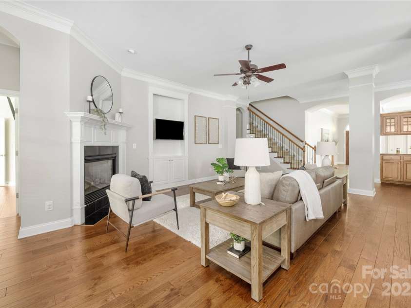 15024 Old Vermillion Drive, Huntersville, NC 28078.  MLS# CAR4267682, YatesRealty ID 11347. 