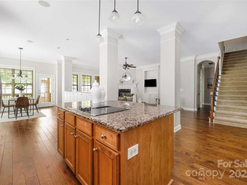 15024 Old Vermillion Drive, Huntersville, NC 28078.  MLS# CAR4267682, YatesRealty ID 11347. 