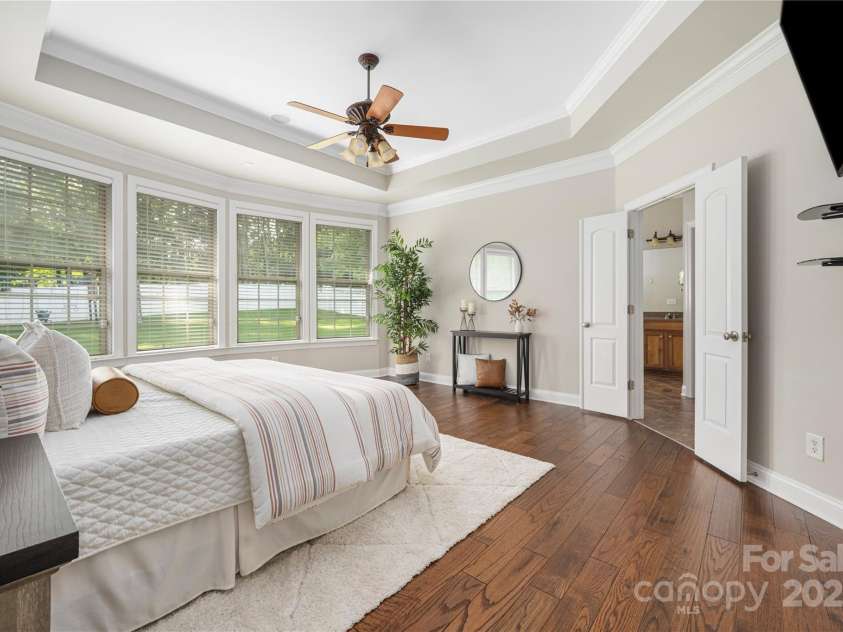 15024 Old Vermillion Drive, Huntersville, NC 28078.  MLS# CAR4267682, YatesRealty ID 11347. 