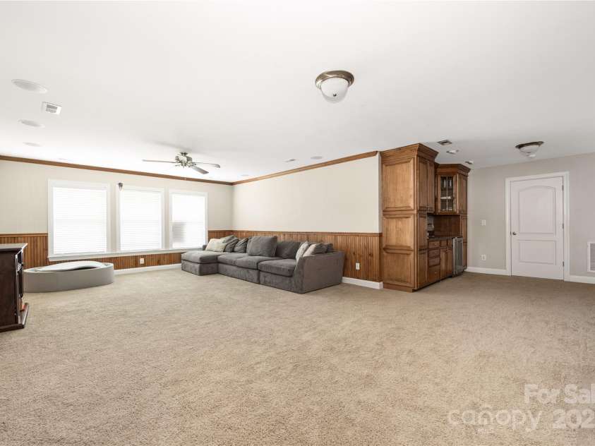 15024 Old Vermillion Drive, Huntersville, NC 28078.  MLS# CAR4267682, YatesRealty ID 11347. 