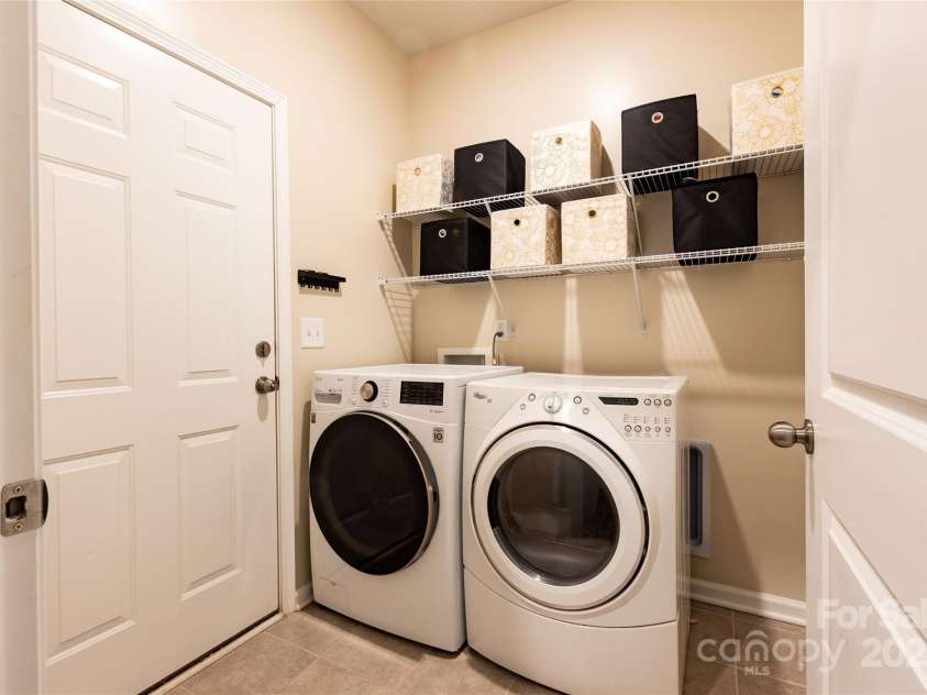 8828 Powder Works Drive, Huntersville, NC 28078.  MLS# CAR4233051, YatesRealty ID 11348. 