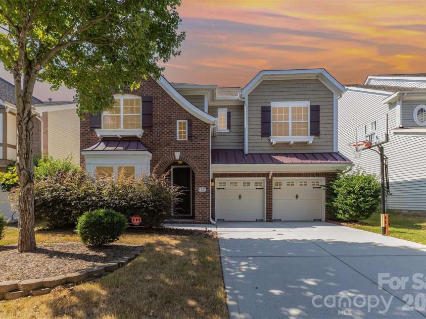 9429 Ridgeforest Drive, Charlotte, NC 28277.  MLS# CAR4337746, YatesRealty ID 11349. 