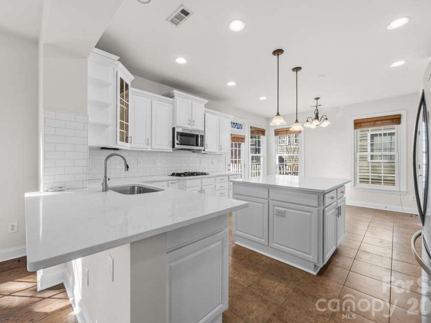9429 Ridgeforest Drive, Charlotte, NC 28277.  MLS# CAR4337746, YatesRealty ID 11349. 