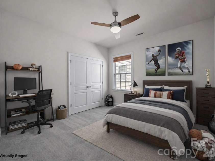 9429 Ridgeforest Drive, Charlotte, NC 28277.  MLS# CAR4337746, YatesRealty ID 11349. 