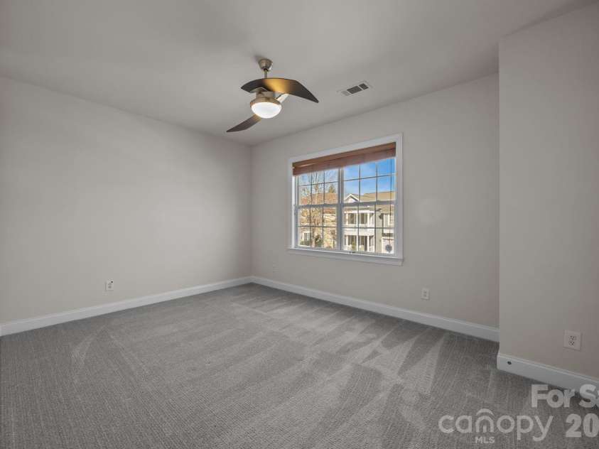 9429 Ridgeforest Drive, Charlotte, NC 28277.  MLS# CAR4337746, YatesRealty ID 11349. 